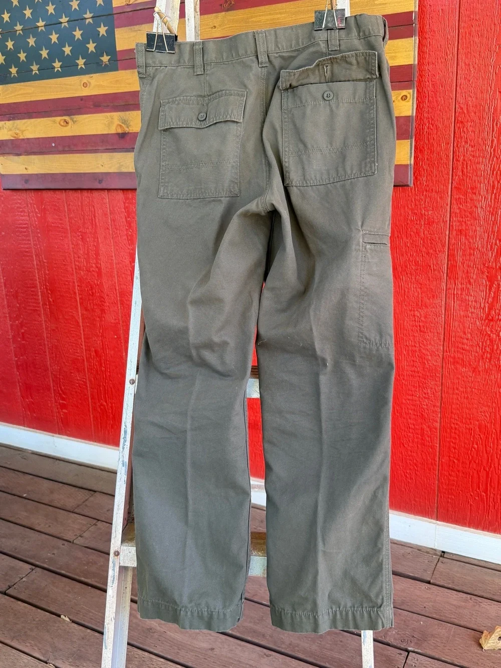 Dockers Olive Cargo Pants with Zip Pocket